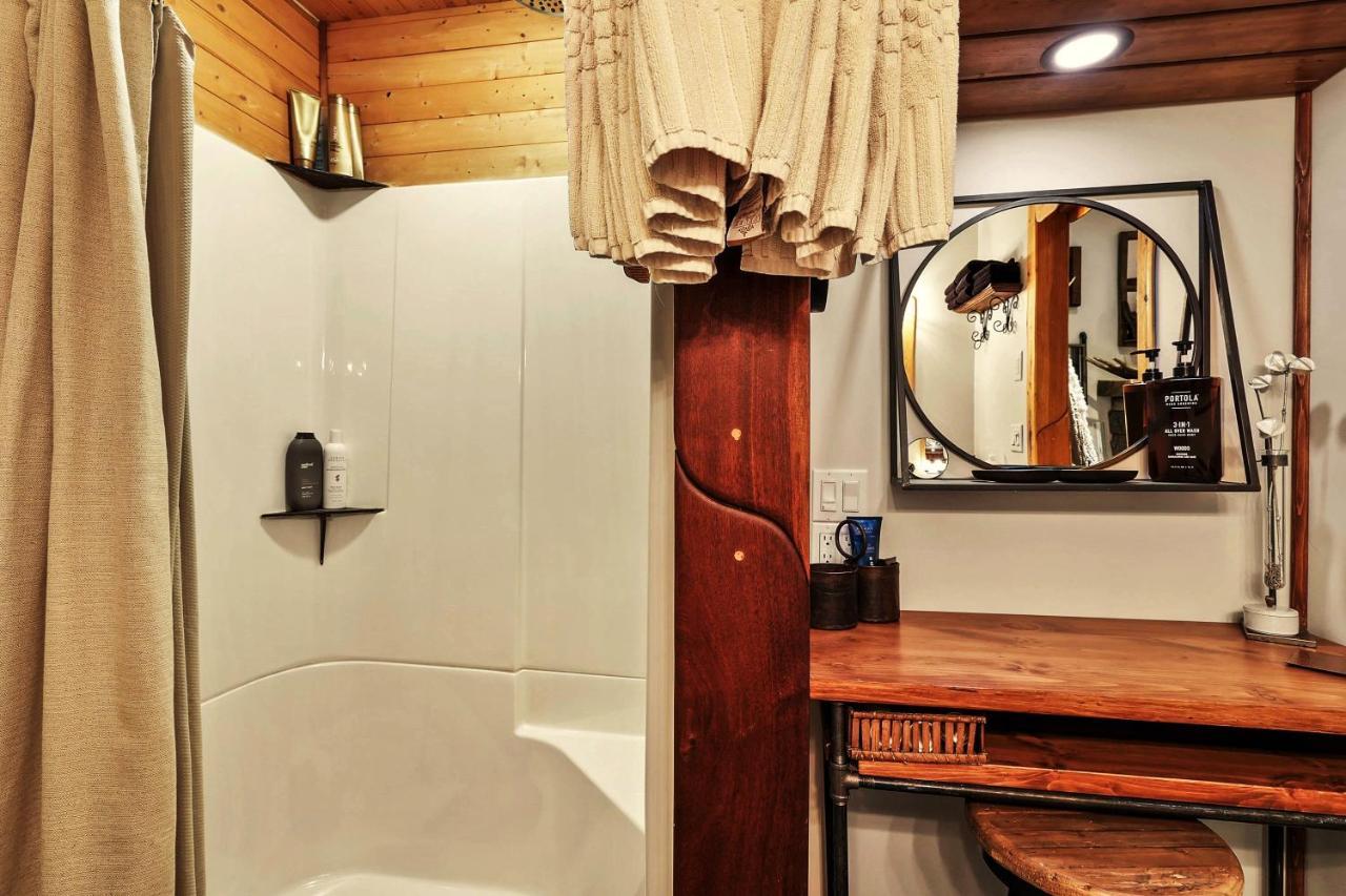 A Suite Retreat - Beyond Bed & Breakfast Sun Peaks Exterior foto