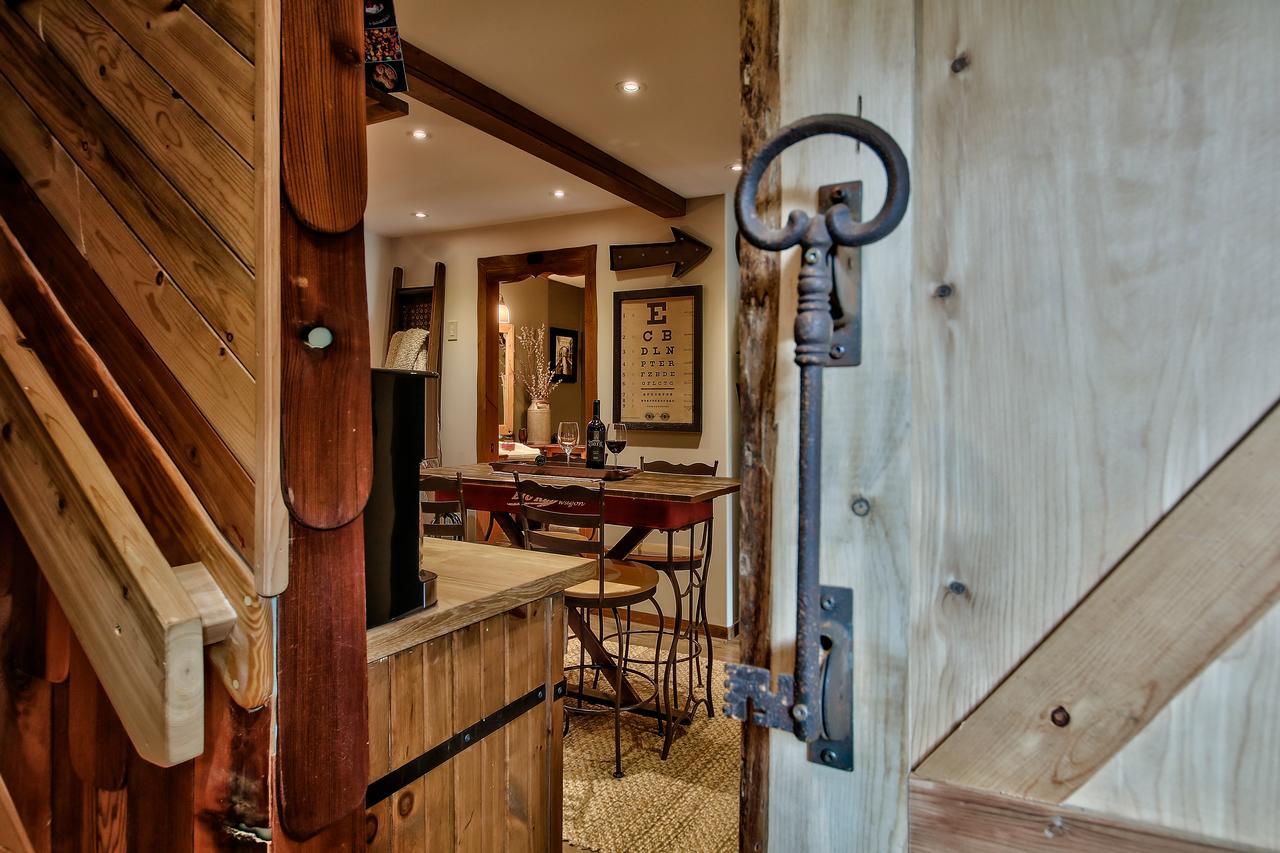 A Suite Retreat - Beyond Bed & Breakfast Sun Peaks Exterior foto