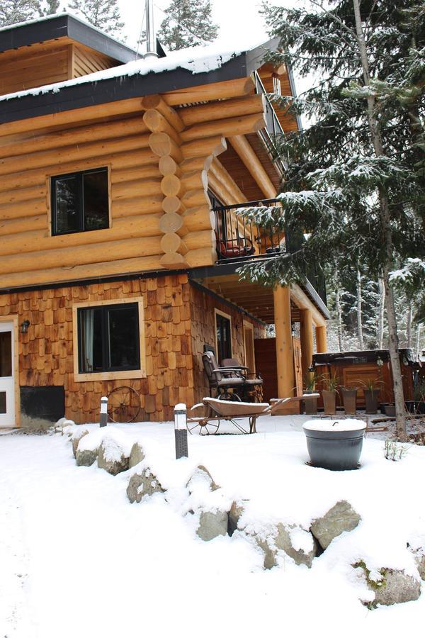 A Suite Retreat - Beyond Bed & Breakfast Sun Peaks Exterior foto